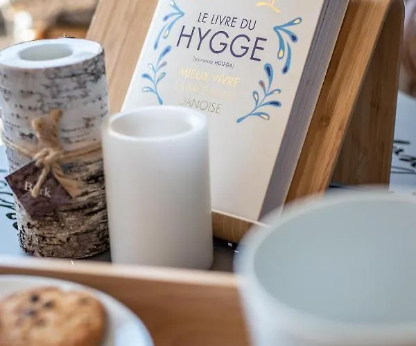 Hygge Lary - De Standing En Coeur De Village Des Pyrenees דירה