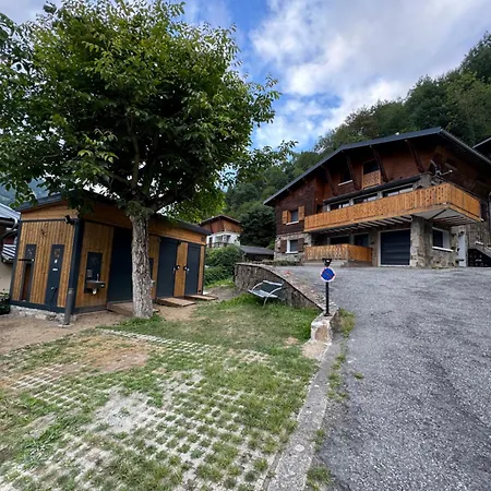 Hygge Lary - De Standing En Coeur De Village Des Pyrenees Saint-Lary-Soulan