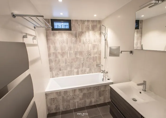 Hygge Lary - De Standing En Coeur De Village Des Pyrenees Apartmán *